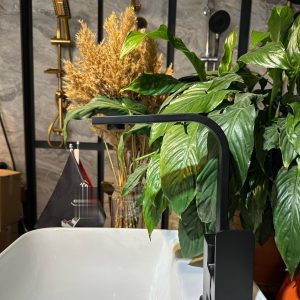 Mat Siyah Lavabo Bataryası Yüksek Model Kare Tasarım Lavabo Musluğu Grape Armatür